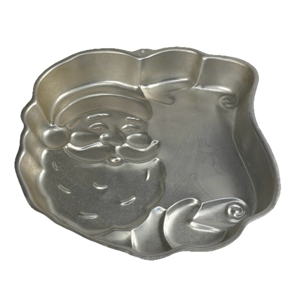 Wilton Santa’s List cake pan Vintage 1982